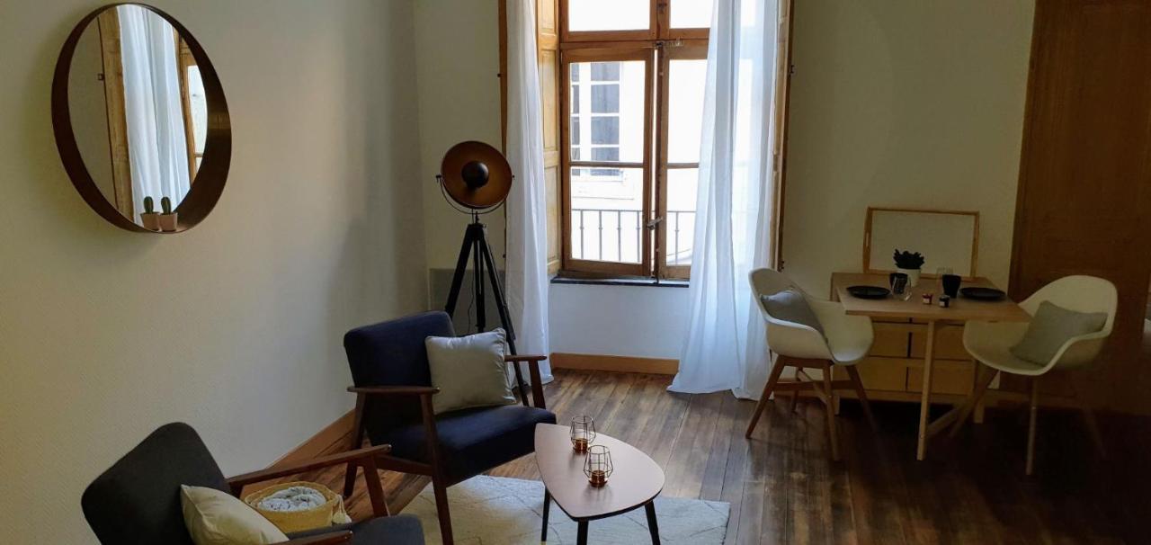 Studio Tres Spacieux Avec Cour, En Plein Coeur De Ville ! Carcassonne Ngoại thất bức ảnh